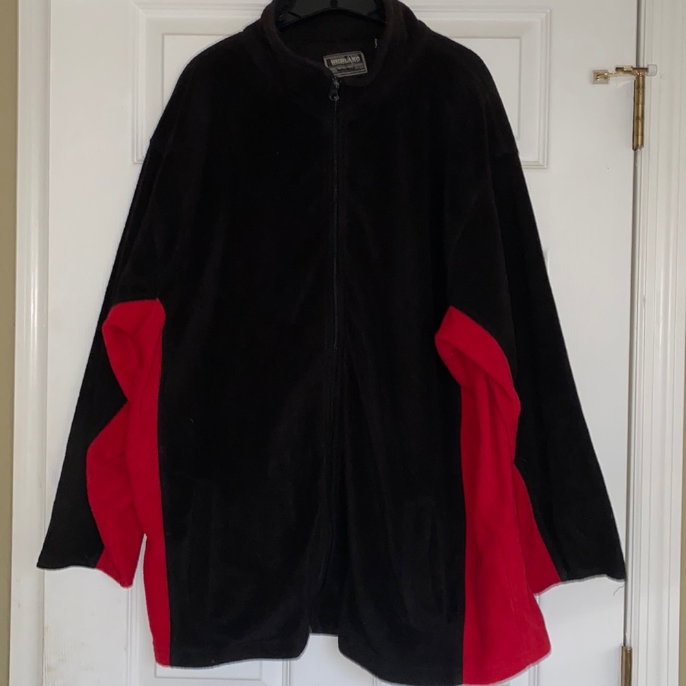 Highland Outfitters Zip Up Sweater